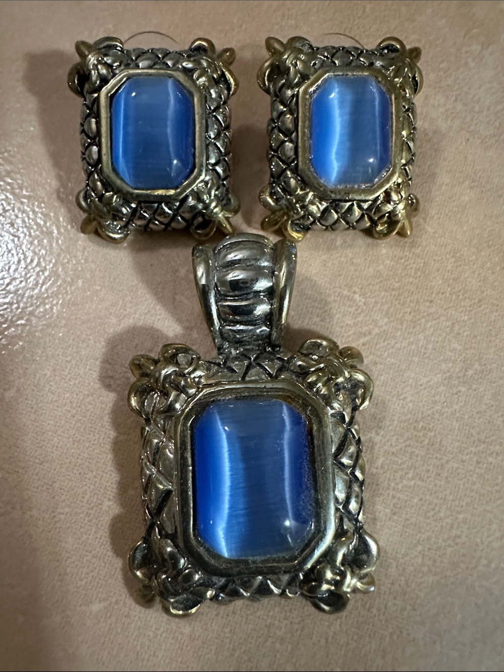 VTG Blue Stone Filigree Pendant and Stud Earring Set